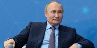 Poutine vante le « génie » d’Elon Musk au sommet Russie-Afrique