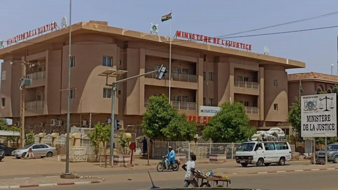 Ministère de la justice Screenshot_20250808_192349_Lite-678x381