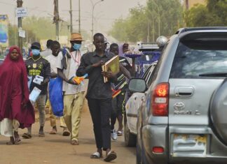 Vacances scolaires à Niamey : période de « débrouillardise » pour certains écoliers et d’oisiveté pour d’autres