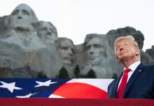 Trump célèbre le 250e anniversaire des États-Unis à Mount Rushmore